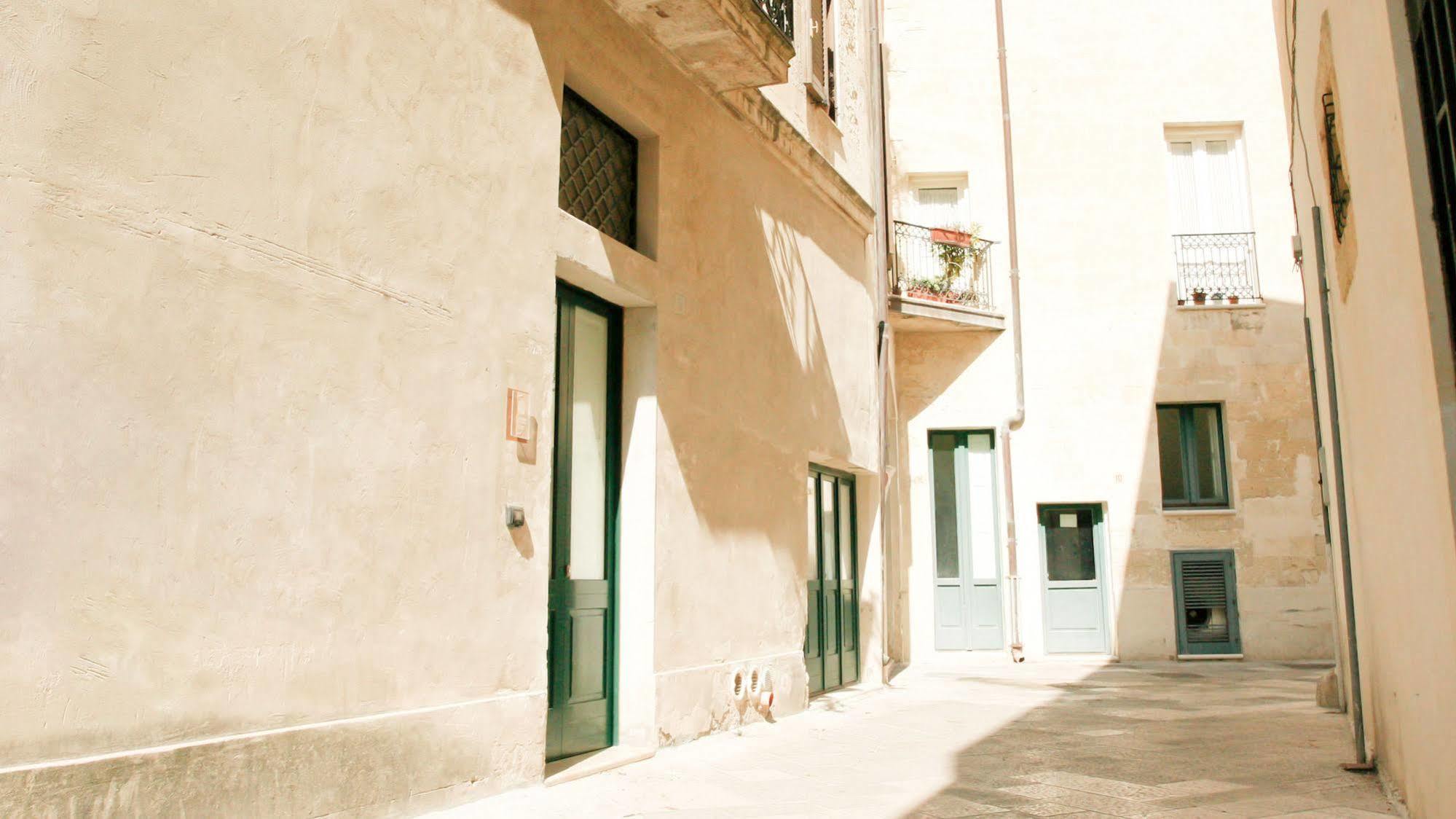 Sacre Bleu Apartments Lecce Exterior foto
